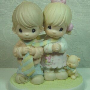 Precious Moments figurine-"Bless be the Tie that Binds"--5 1/2" tall--1999